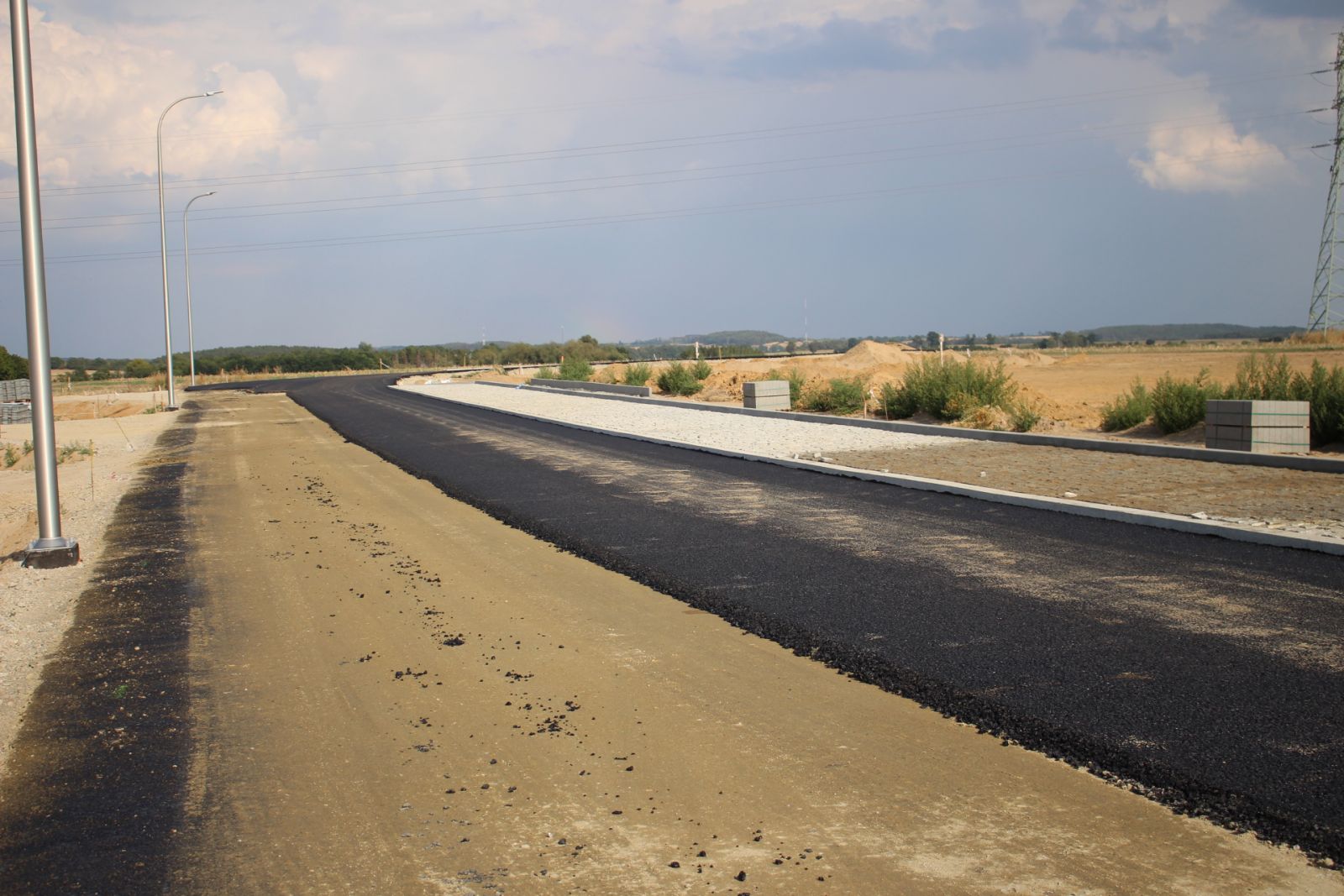 Budowa dróg dojazdowych do terenów inwestycyjnych w Gorzyniu 