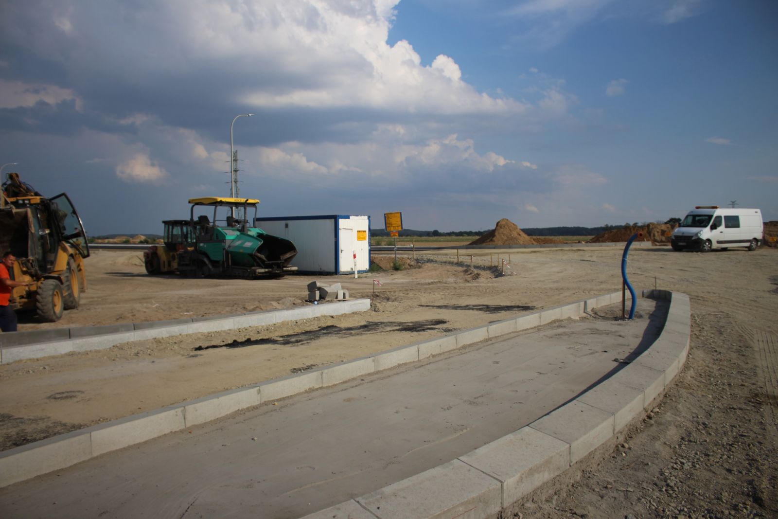 Budowa dróg dojazdowych do terenów inwestycyjnych w Gorzyniu 